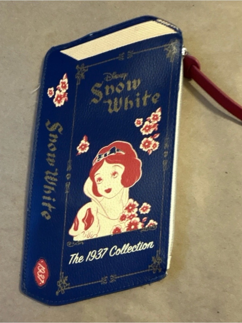 Disney Snow White Book-Style Wristlet Clutch in Blue and Red